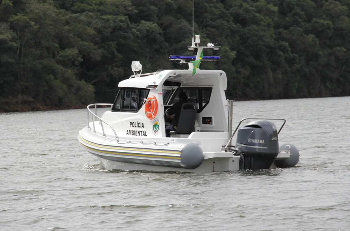 2022 Flex 680 Cabin Explorer with Digital Outboard | Grey w/ Black & Beige Accents - Image 3
